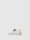 Sapatos Slip-on em Branco
